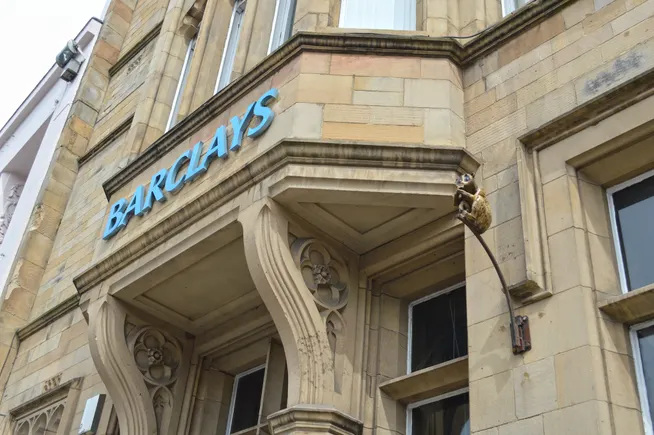 FIS və Barclays əsas bank texnologiyası müqaviləsini uzatdı - wecom.az