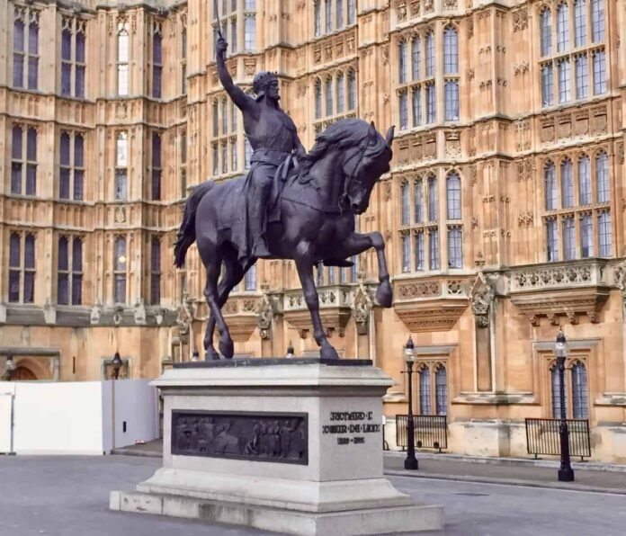 Böyük Britaniya XM Treasury stablecoin və tokenləşdirilmiş depozitləri tənzimləyir - wecom.az