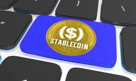 FASB şirkətlərin stablecoin ehtiyatlarını açıqlamasını tələb edir - wecom.az