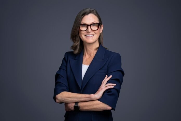 ARK-ın Lucra-ya İlk Lider İnvestisiyası: Korporativ Loyallıq Yenilənir - wecom.az