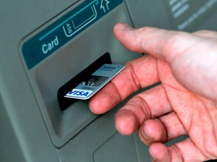 Azərbaycanda maaş almaq üçün könüllü bank seçimi 3-4 ay ərzində tətbiq olunacaq - wecom.az