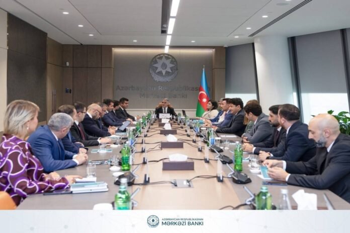 AMB-də investisiya şirkətlərinin rəhbərləri kapital bazarını müzakirə etdi - wecom.az