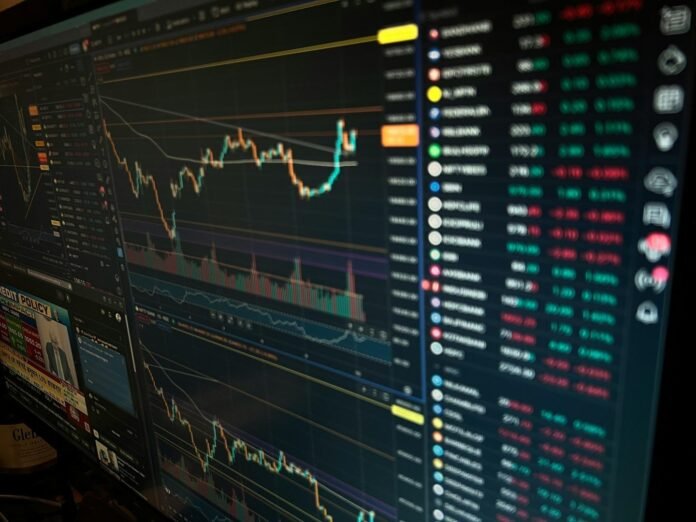 Bitcoin investorları həftəlik 853 milyon dollar ETF axını ilə bazarı canlandırdı - wecom.az