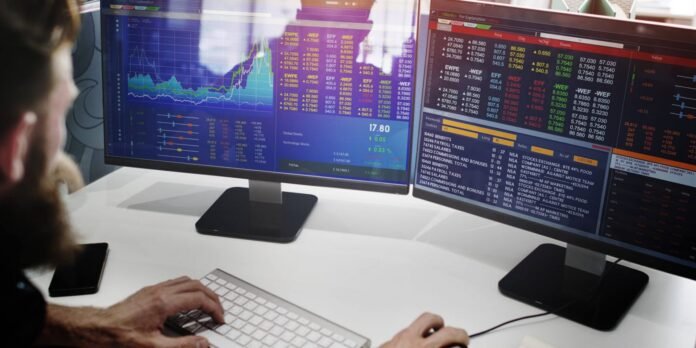 Bitcoin S&P 500-ə qarşı nadir qələbə qazandı: 2,6% artım - wecom.az