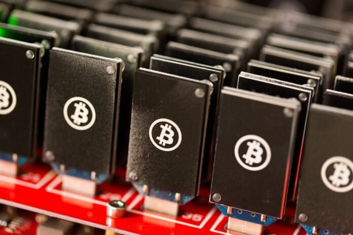 Bitcoin minerlarının süni intellektə keçidi gəlir gətirir, lakin mədənçilik bir dönüşlə canlana bilər - wecom.az