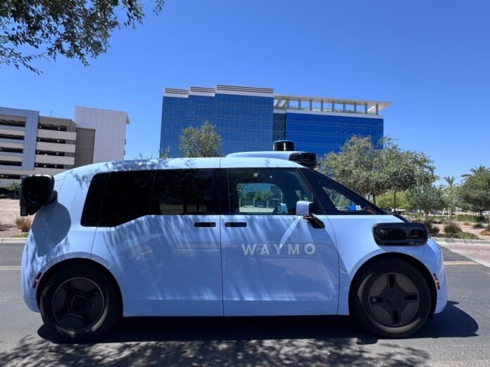 Waymo, Denver, San Diego və Tampa-da robotaksi xidmətini genişləndirir - wecom.az