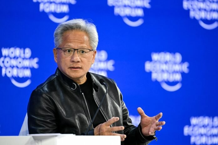 Nvidia CEO-su Censen Huanq Trampa: süni intellektin yavaşlamasına imkan verməyəcəyik - wecom.az