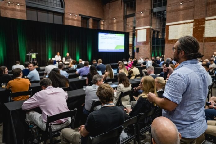TechCrunch Founder Summit 2026: investorlar və təsisçilər bir araya gəlir - wecom.az