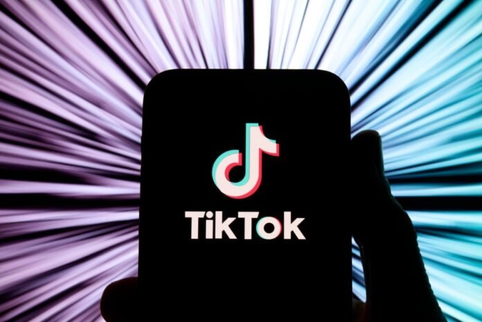 TikTok AI alış-veriş köməkçisi və bir kliklə ödənişi təqdim edir - wecom.az