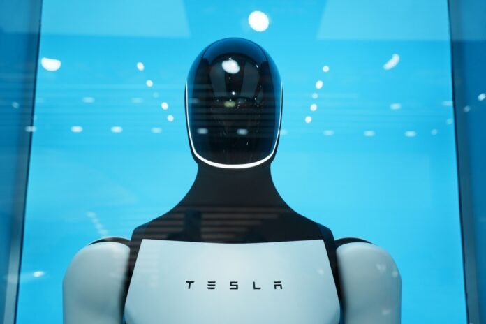 Tesla Optimus robotlarının Kaliforniyada istehsalına başladı, mənfəət 43 faiz azaldı - wecom.az